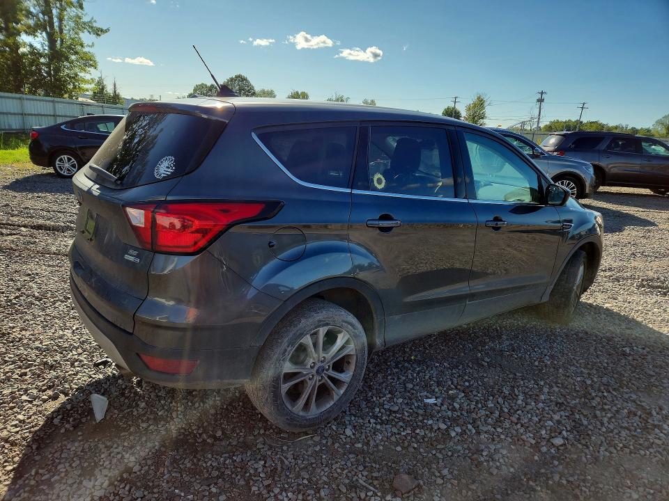 Продаж на аукціоні авто 2019 Ford Escape, vin: 1FMCU9GD4KUA09905, номер лоту: 68496296