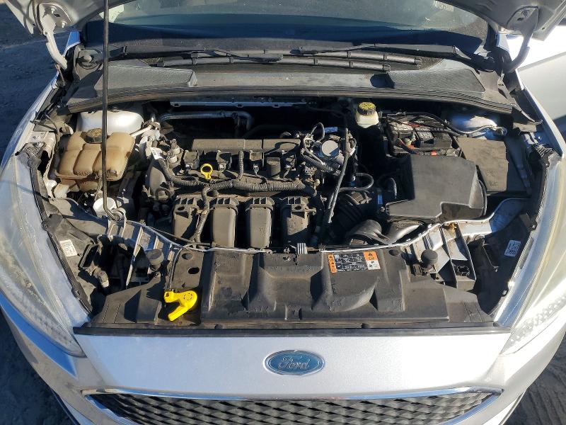 70621146 :رقم المزاد ، 1FADP3F27HL296433 vin ، 2017 Ford Focus مزاد بيع