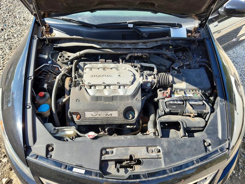 70294666 :رقم المزاد ، 1HGCS228X8A005266 vin ، 2008 Honda Accord مزاد بيع