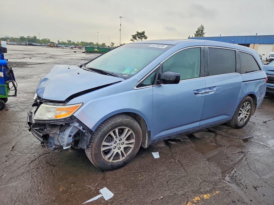 68799236 :رقم المزاد ، 5FNRL5H6XCB061818 vin ، 2012 Honda Odyssey مزاد بيع