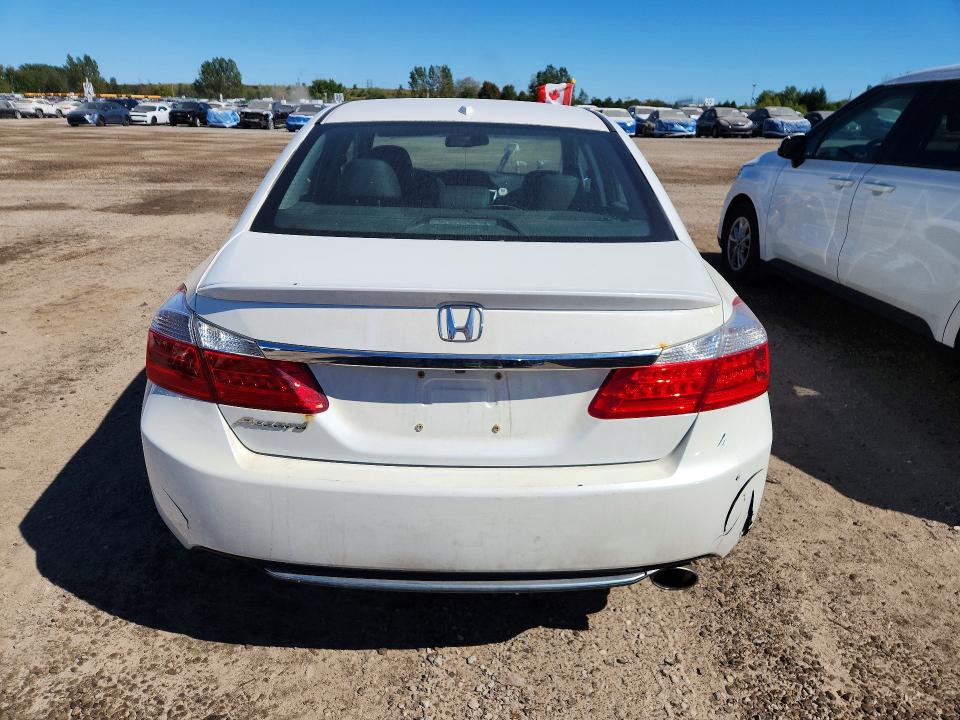 70021146 :رقم المزاد ، 1HGCR2F82EA807733 vin ، 2014 Honda Accord مزاد بيع