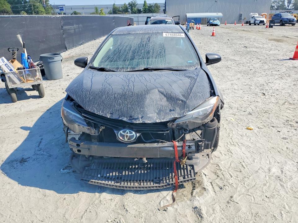 Продаж на аукціоні авто 2018 Toyota Corolla, vin: 5YFBURHE2JP752968, номер лоту: 67468046