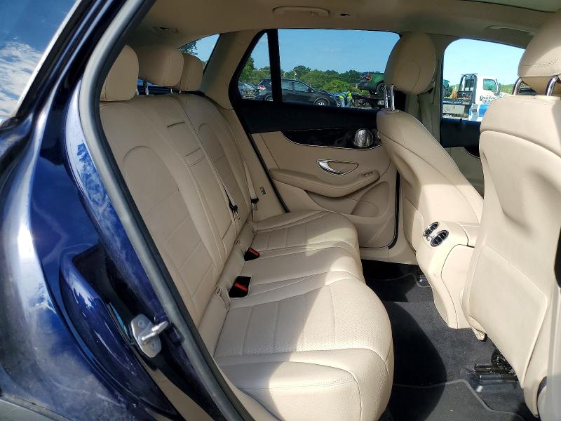 68500106 :رقم المزاد ، WDC0G4KB0HV012384 vin ، 2017 Mercedes-benz Glc مزاد بيع