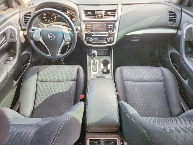 2018 Nissan Altima მანქანა იყიდება აუქციონზე, vin: 1N4AL3AP5JC220961, აუქციონის ნომერი: 68677366