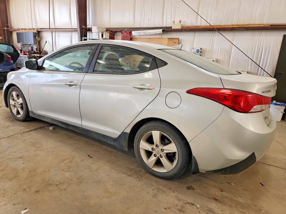 69741596 :رقم المزاد ، 5NPDH4AE7CH107467 vin ، 2012 Hyundai Elantra مزاد بيع