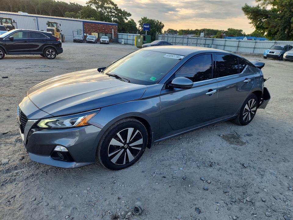 2021 Nissan Altima მანქანა იყიდება აუქციონზე, vin: 1N4BL4EW0MN311611, აუქციონის ნომერი: 68893796
