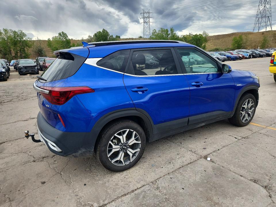 68875136 :رقم المزاد ، KNDERCAA3M7136009 vin ، 2021 Kia Seltos مزاد بيع
