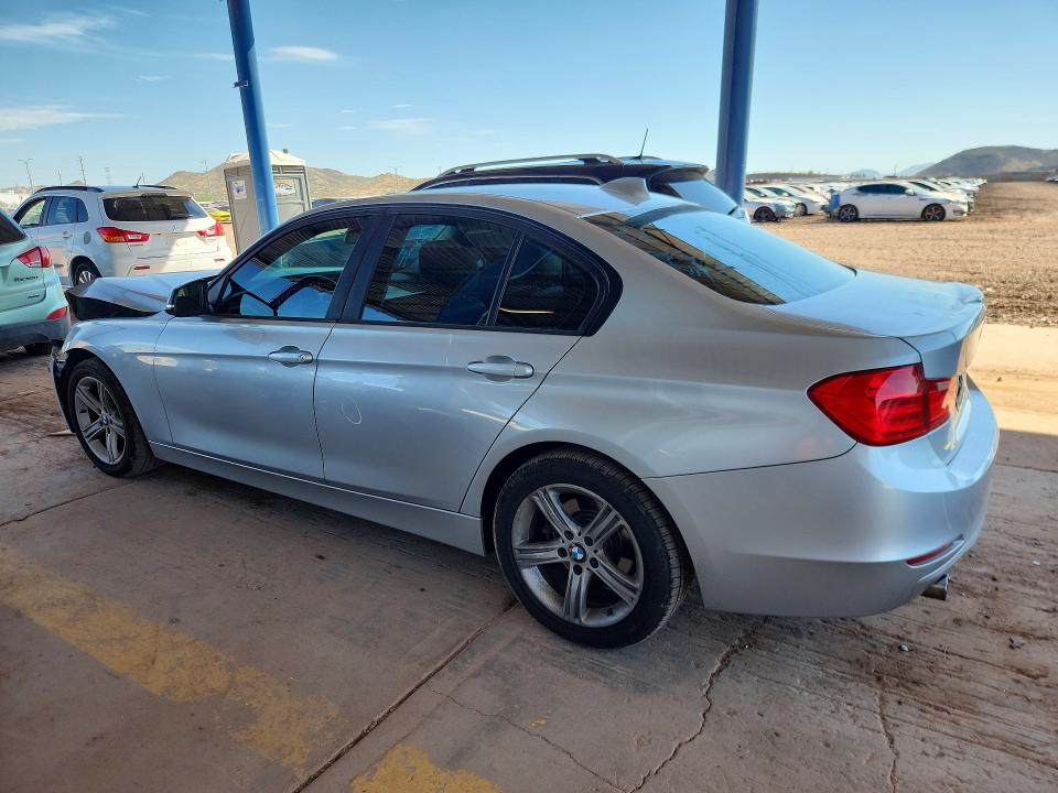 66530716 :رقم المزاد ، WBA3B1C51FK141528 vin ، 2015 Bmw 320 مزاد بيع