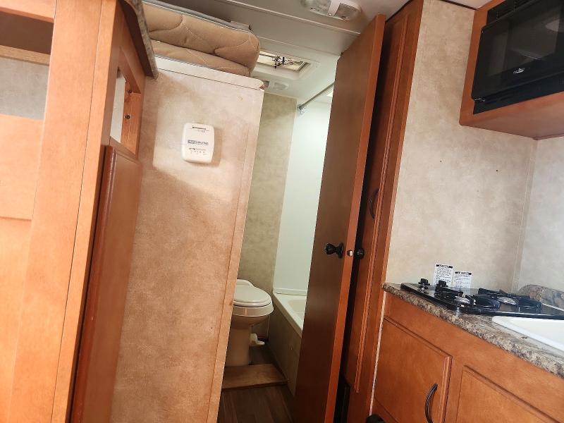 Продаж на аукціоні авто 2015 Gulf Stream Ameri Lite, vin: 1NL1GTF24F1117460, номер лоту: 70428606