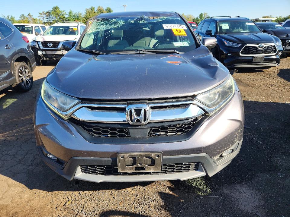 67871476 :رقم المزاد ، 2HKRW2H57HH675747 vin ، 2017 Honda Cr-v مزاد بيع