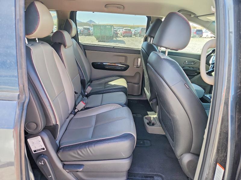 Продажа на аукционе авто 2017 Kia Sedona, vin: KNDMC5C10H6277332, номер лота: 68632106