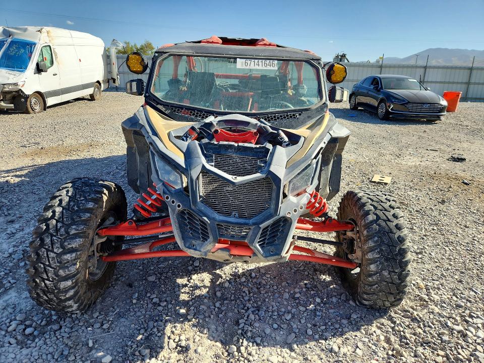 67141646 :رقم المزاد ، 3JBVNAW21HK000652 vin ، 2017 Can-am Maverick X3 Max مزاد بيع