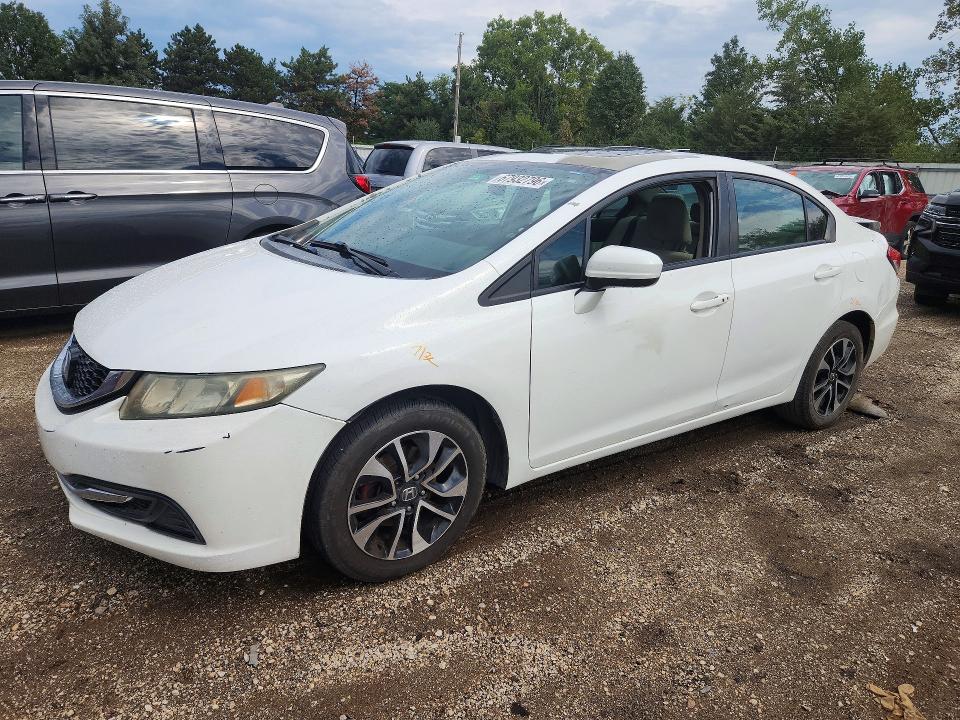2014 Honda Civic მანქანა იყიდება აუქციონზე, vin: 19XFB2F81EE015876        , აუქციონის ნომერი: 67932796