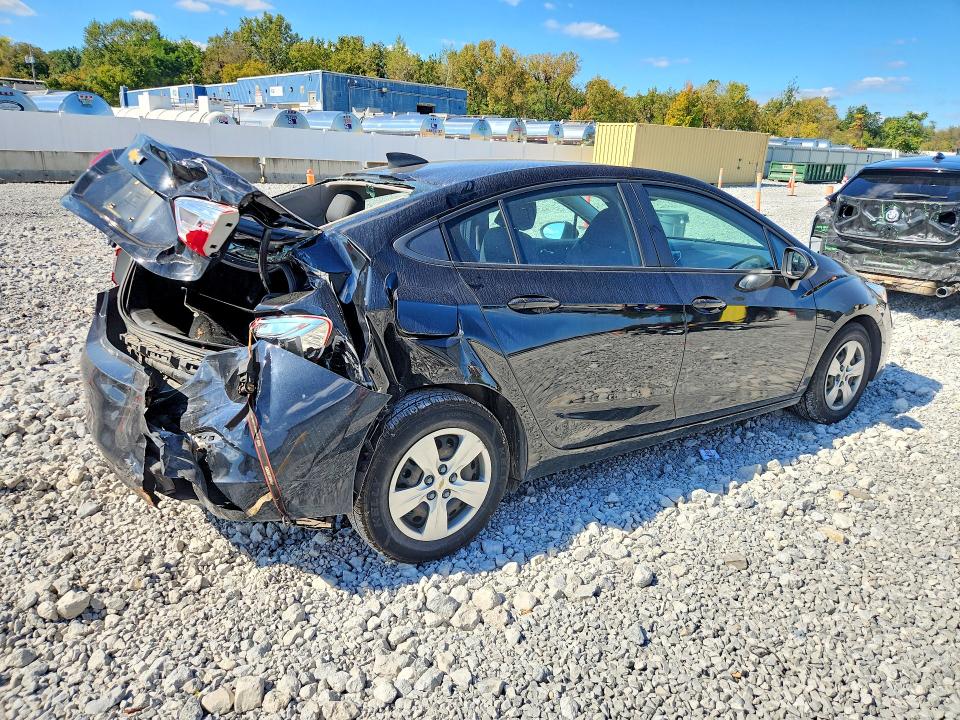Продаж на аукціоні авто 2017 Chevrolet Cruze, vin: 1G1BC5SM9H7215921, номер лоту: 70613436