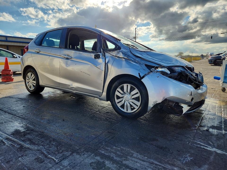 2015 Honda Fit მანქანა იყიდება აუქციონზე, vin: 3HGGK5H54FM738056, აუქციონის ნომერი: 70439026