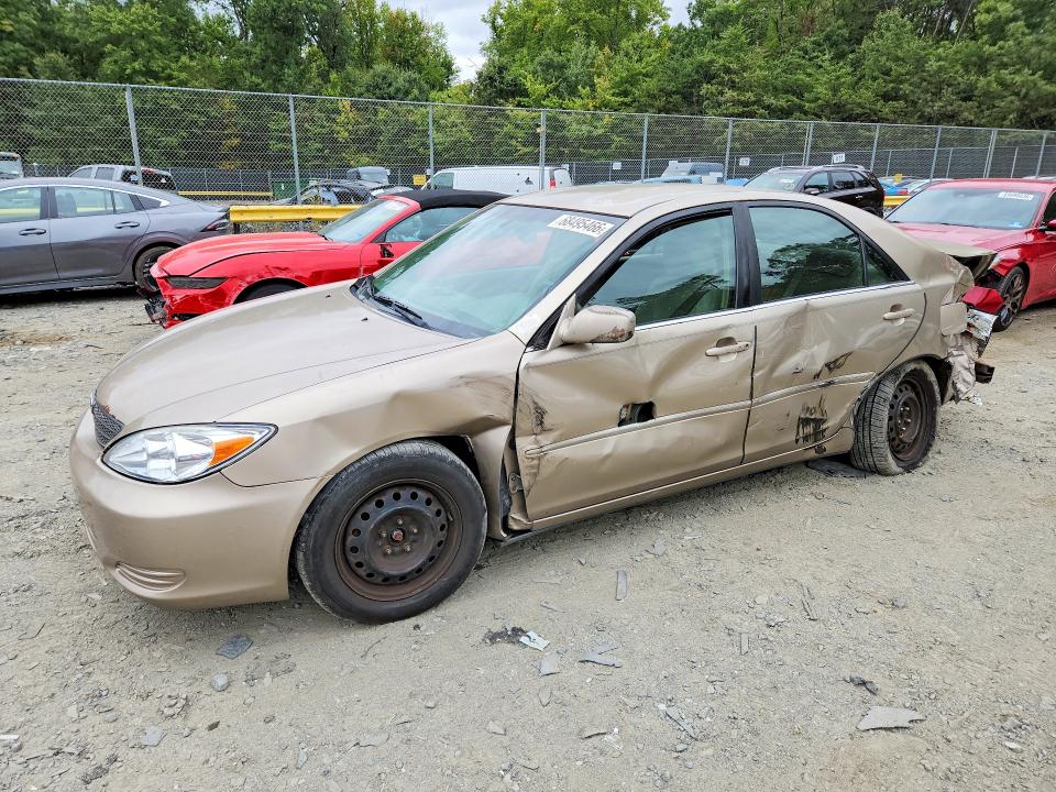 68495466 :رقم المزاد ، 4T1BE30K52U090928 vin ، 2002 Toyota Camry مزاد بيع
