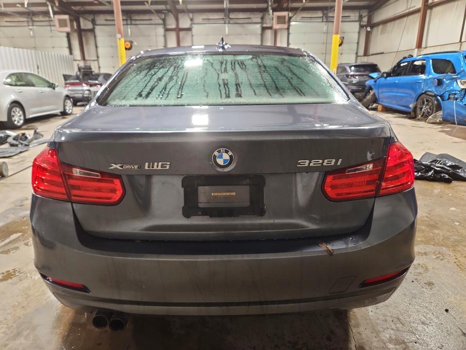 67255906 :رقم المزاد ، WBA3B5G53FNS17539 vin ، 2015 Bmw 328 مزاد بيع