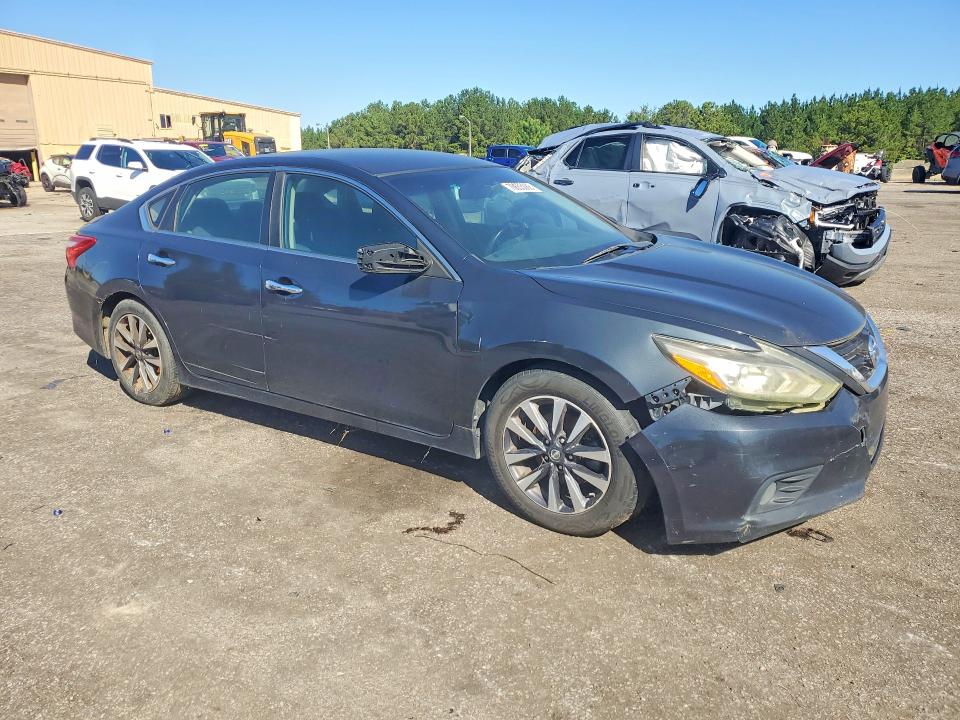 Продажа на аукционе авто 2017 Nissan Altima, vin: 1N4AL3AP6HC145441, номер лота: 70655086