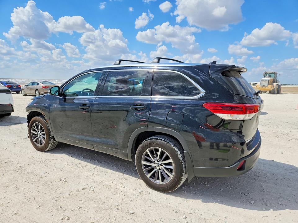 Aukcja sprzedaży 2018 Toyota Highlander, vin: 5TDJZRFH9JS833449, numer aukcji: 67907956