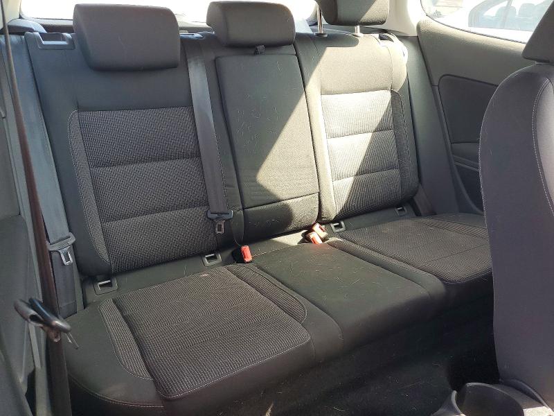69068176 :رقم المزاد ، WVWBB7AJ0AW230414 vin ، 2010 Volkswagen Golf مزاد بيع