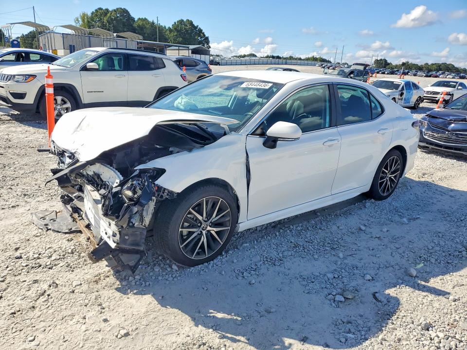 68448436 :رقم المزاد ، 4T1G11AK4PU170345 vin ، 2023 Toyota Camry مزاد بيع
