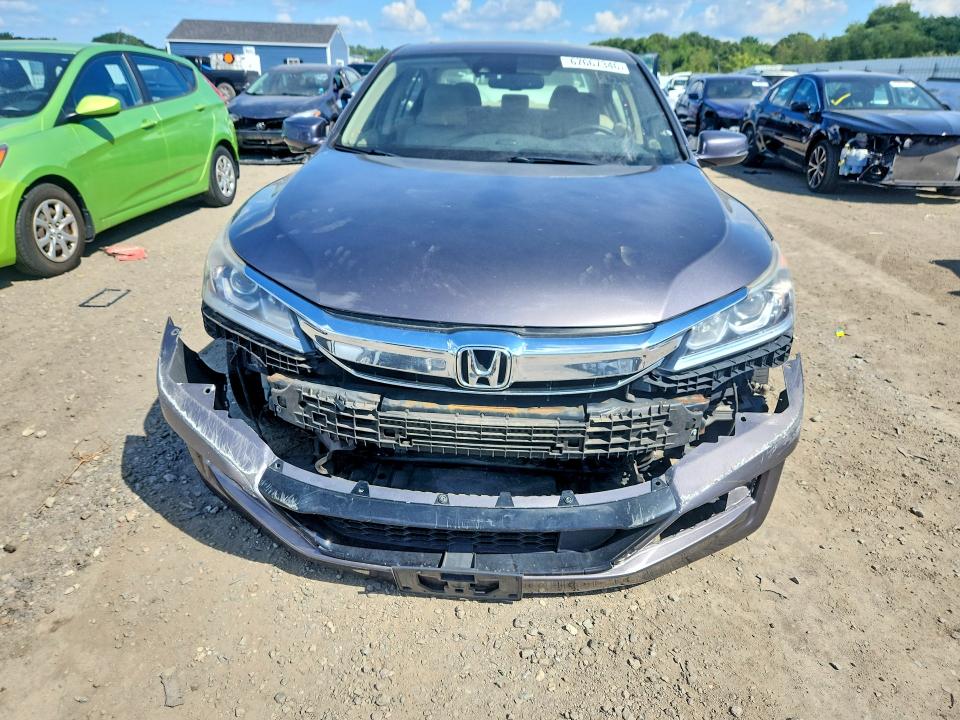 Продажа на аукционе авто 2017 Honda Accord, vin: JHMCR6F5XHC020077, номер лота: 67667346
