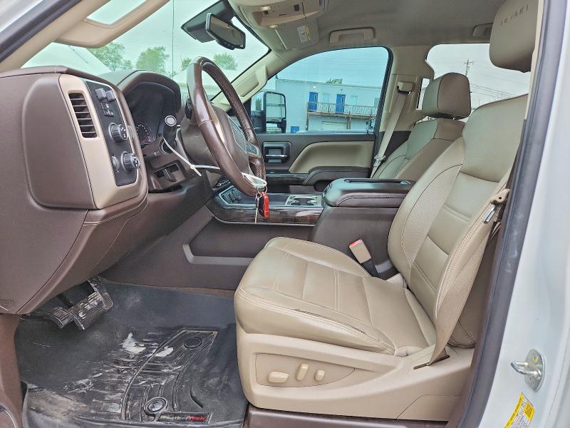 70254556 :رقم المزاد ، 1GT12UE88GF303068 vin ، 2016 Gmc Sierra مزاد بيع