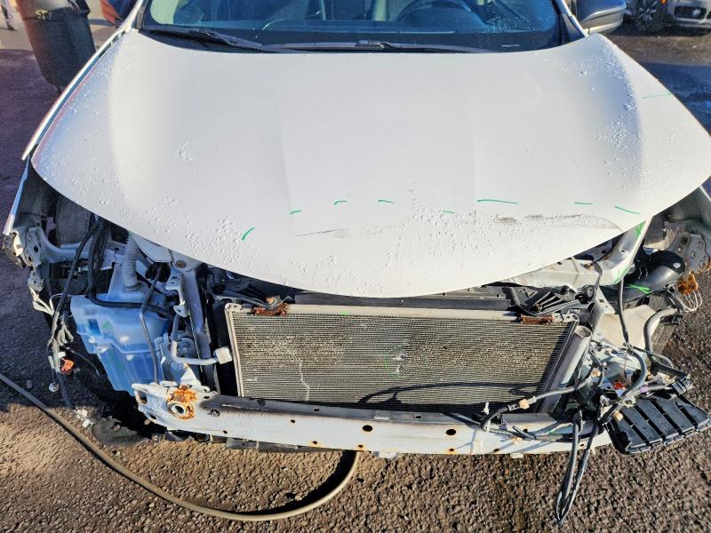 2017 Toyota Rav4 მანქანა იყიდება აუქციონზე, vin: JTMBFREV1HJ147997, აუქციონის ნომერი: 70431496