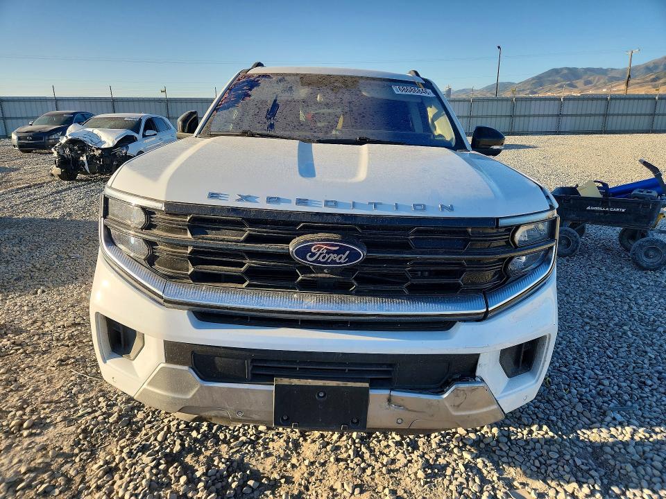 Продажа на аукционе авто 2025 Ford Expedition, vin: 1FMJK1M81SEA27164, номер лота: 68686846