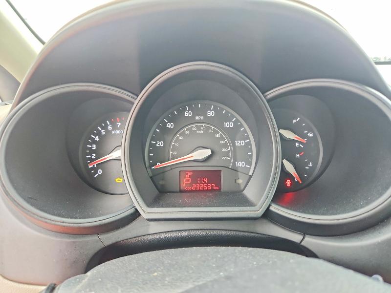 68780626 :رقم المزاد ، KNADM4A31F6428930 vin ، 2015 Kia Rio مزاد بيع
