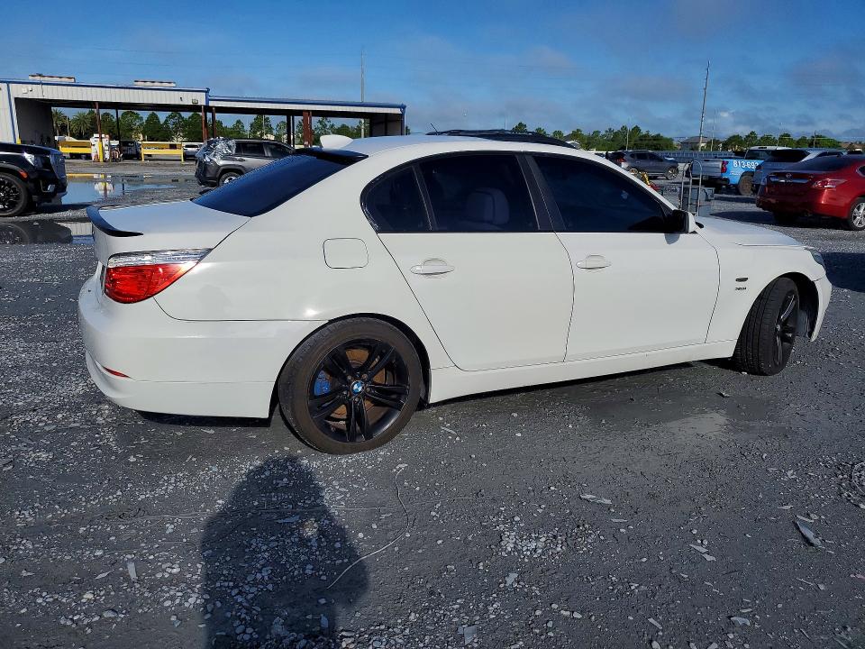67237856 :رقم المزاد ، WBANV1C50AC156847 vin ، 2010 Bmw 528 مزاد بيع