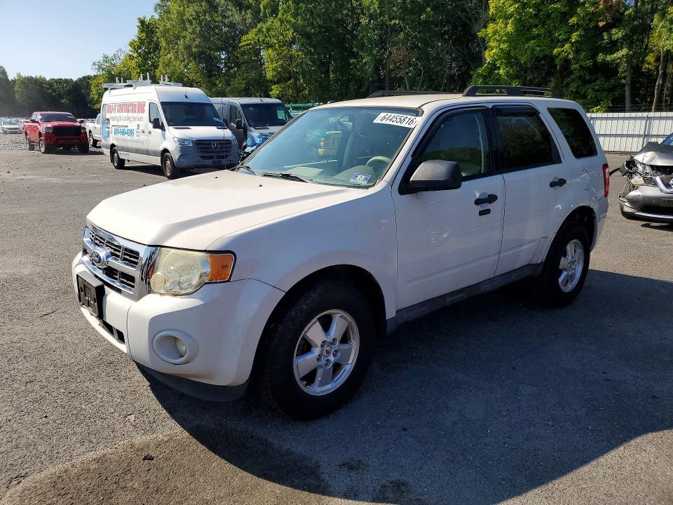 Auction sale of the 2011 Ford Escape, vin: 1FMCU0D78BKB28353, lot number: 64455816