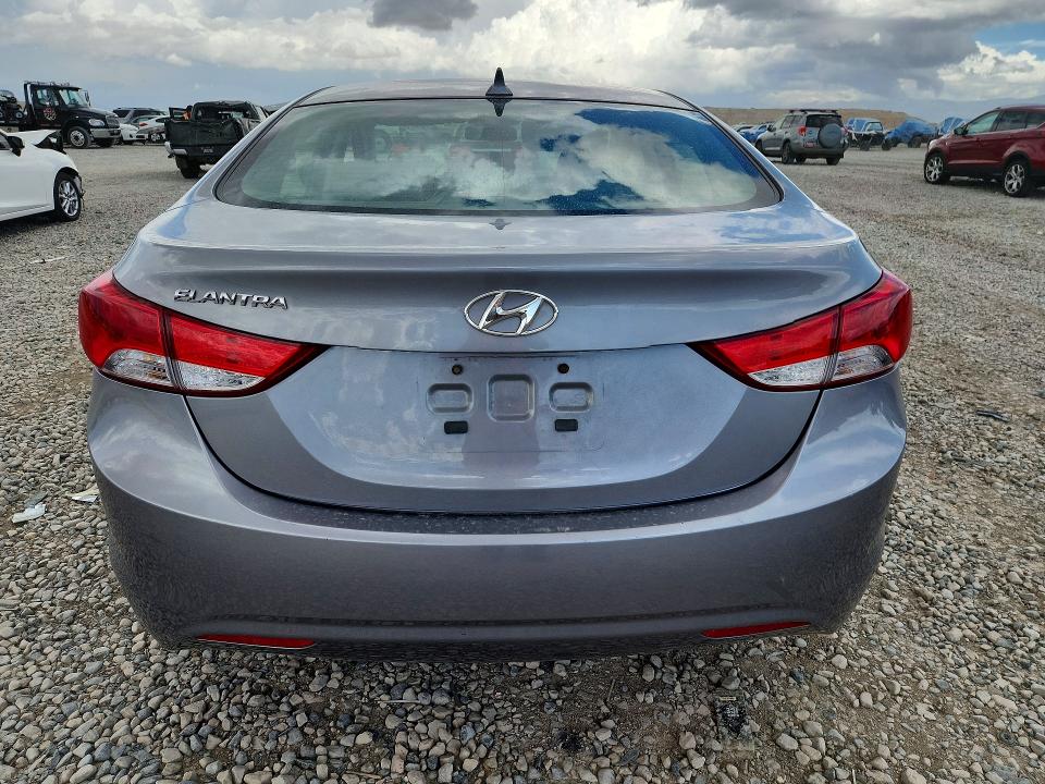 2013 Hyundai Elantra მანქანა იყიდება აუქციონზე, vin: KMHDH4AEXDU711260, აუქციონის ნომერი: 69608556
