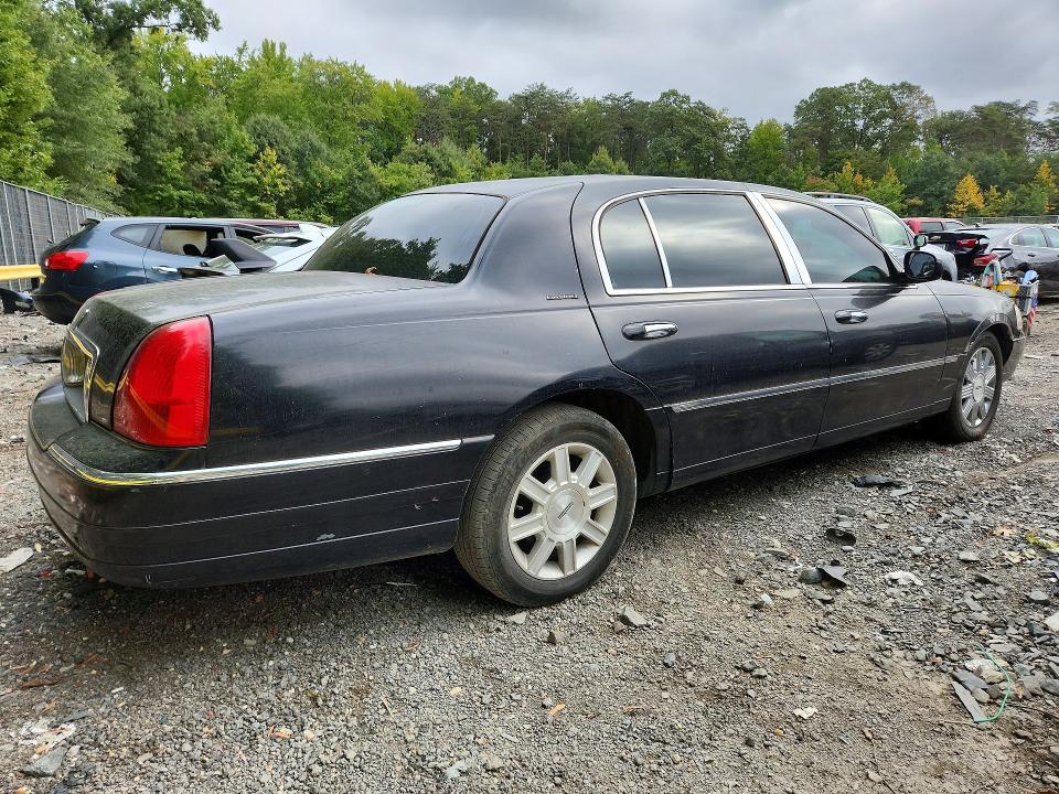 Aukcja sprzedaży 2006 Lincoln Town Car, vin: 1LNHM84W26Y645971, numer aukcji: 68915706