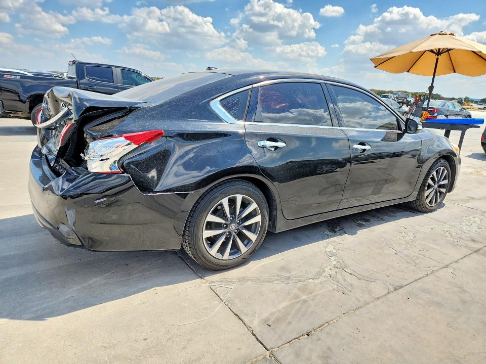 Продажа на аукционе авто 2017 Nissan Altima, vin: 1N4AL3AP8HC259554, номер лота: 68380466