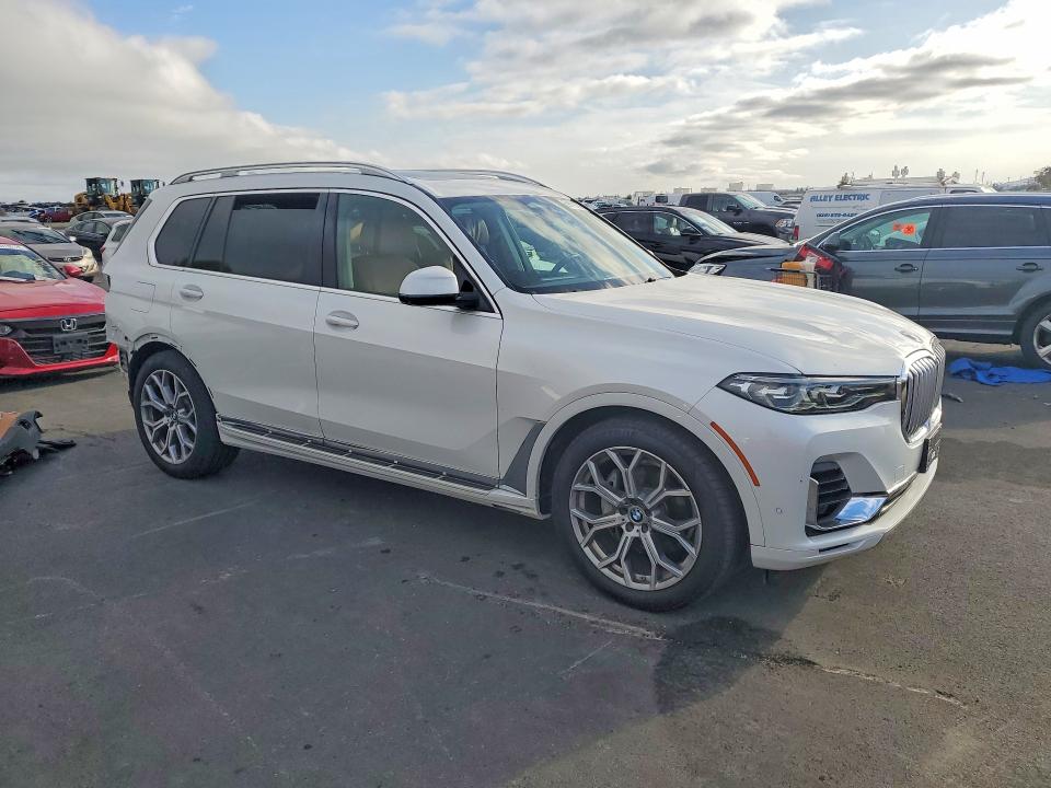 2020 Bmw X7 მანქანა იყიდება აუქციონზე, vin: 5UXCW2C02L9C89693, აუქციონის ნომერი: 69818786