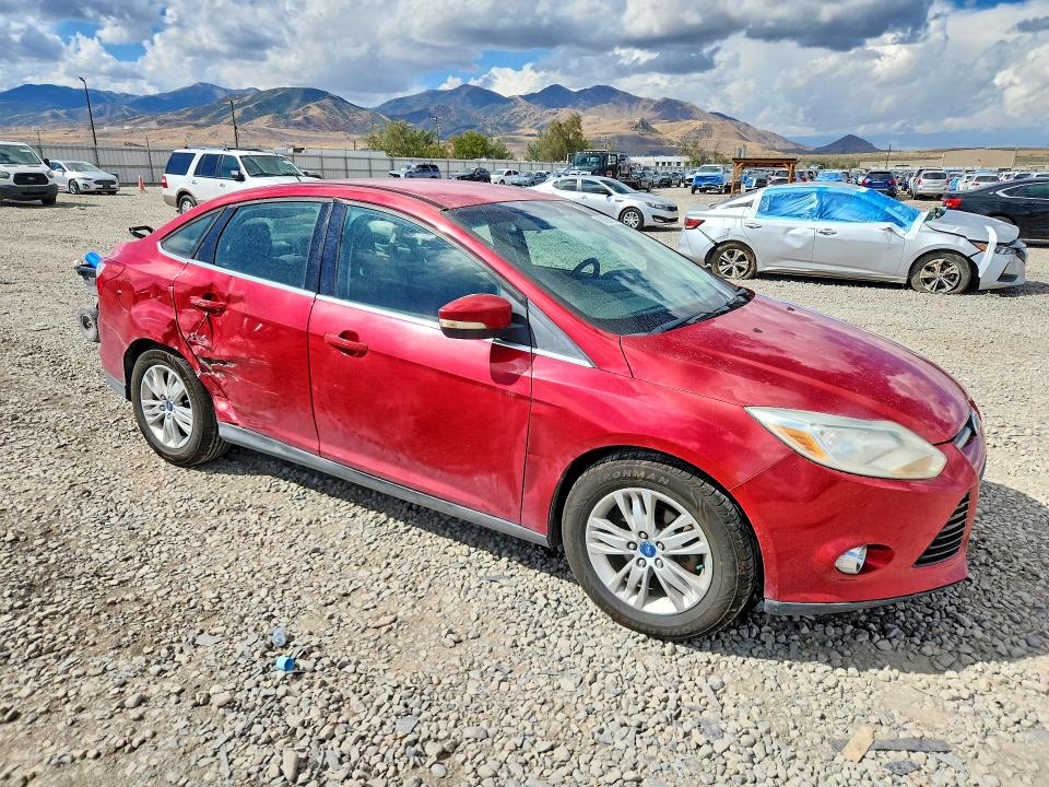 69098186 :رقم المزاد ، 1FAHP3H26CL169227 vin ، 2012 Ford Focus مزاد بيع