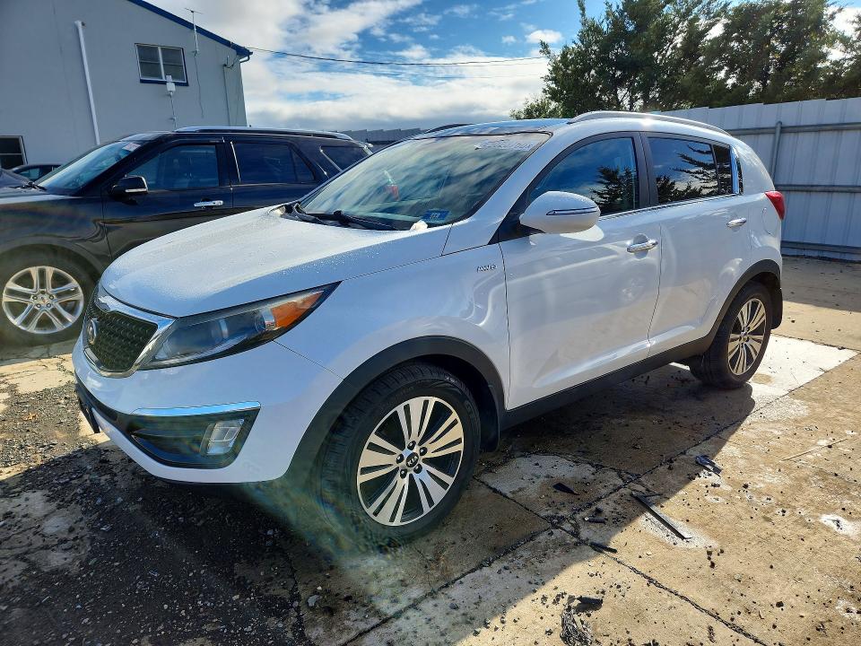 Auction sale of the 2014 Kia Sportage, vin: KNDPCCAC3E7640010, lot number: 69823766