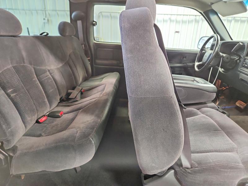 Продажа на аукционе авто 2002 Chevrolet Silverado, vin: 2GCEK19VX21279551, номер лота: 69938826
