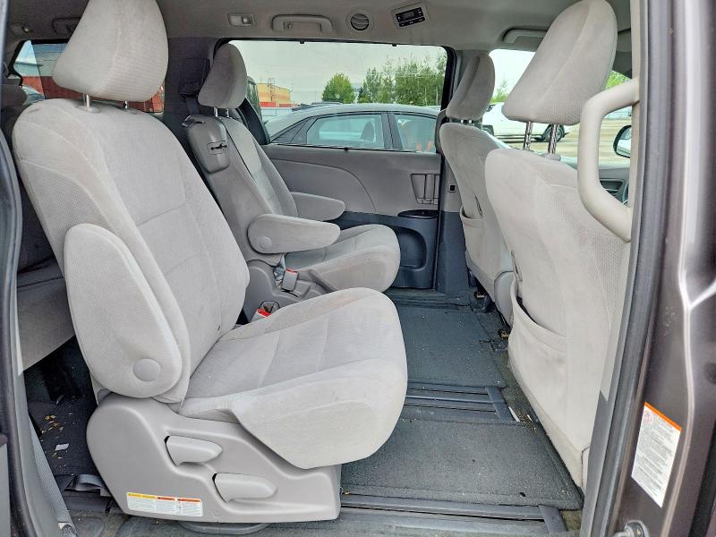 Продажа на аукционе авто 2015 Toyota Sienna, vin: 5TDKK3DC9FS630212, номер лота: 66090856