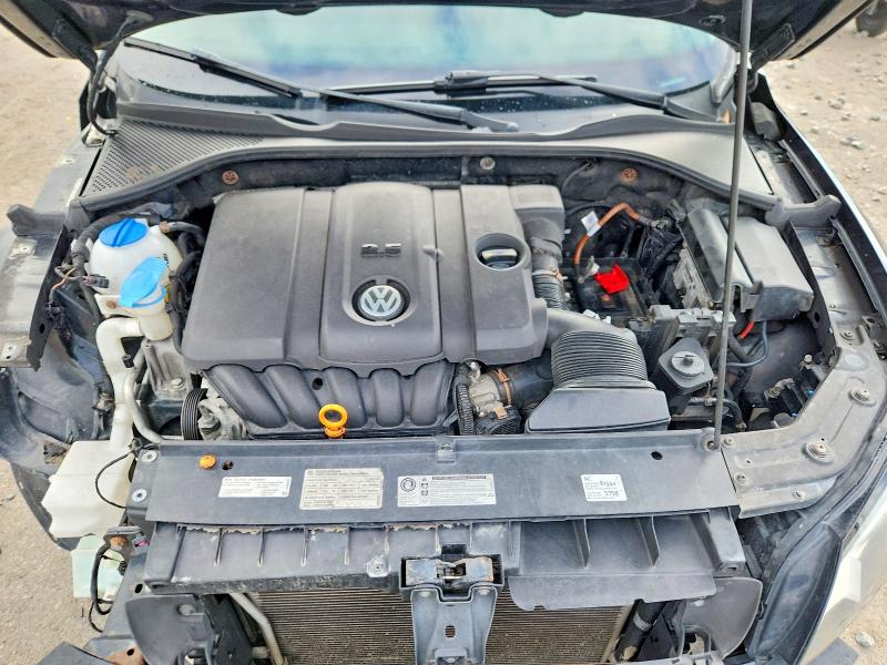 70433416 :رقم المزاد ، 1VWBP7A39CC009639 vin ، 2012 Volkswagen Passat مزاد بيع