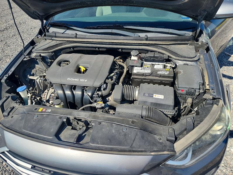 67528296 :رقم المزاد ، 5NPD84LF4JH253862 vin ، 2018 Hyundai Elantra مزاد بيع