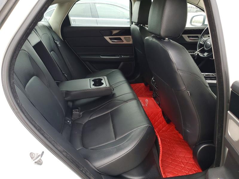 Продаж на аукціоні авто 2017 Jaguar Xf, vin: SAJBD4BVXHCY35581, номер лоту: 69225126