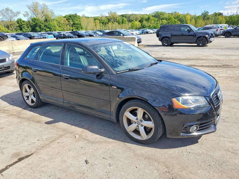 Продаж на аукціоні авто 2012 Audi A3, vin: WAUMFAFM2CA118580, номер лоту: 70185296