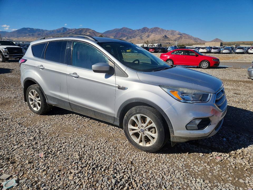 Продаж на аукціоні авто 2018 Ford Escape, vin: 1FMCU9GD6JUC12468, номер лоту: 70917516