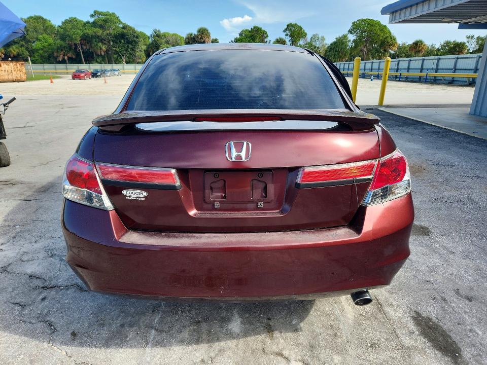 Продаж на аукціоні авто 2011 Honda Accord, vin: 1HGCP2F49BA111272, номер лоту: 67514326