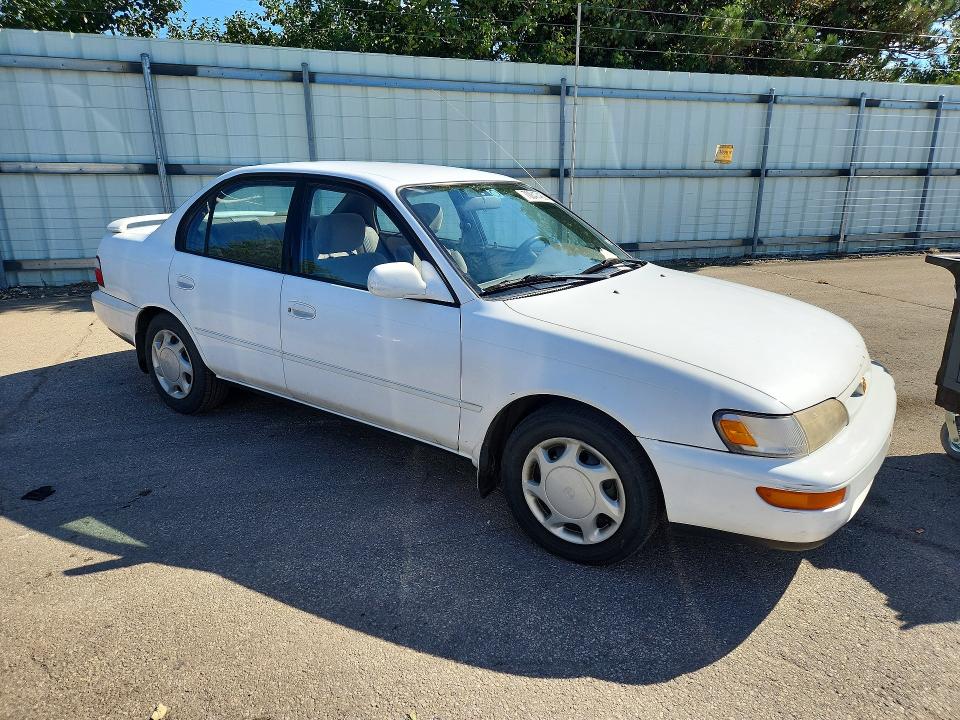 1997 Toyota Corolla მანქანა იყიდება აუქციონზე, vin: 1NXBB02E9VZ652932, აუქციონის ნომერი: 70847486