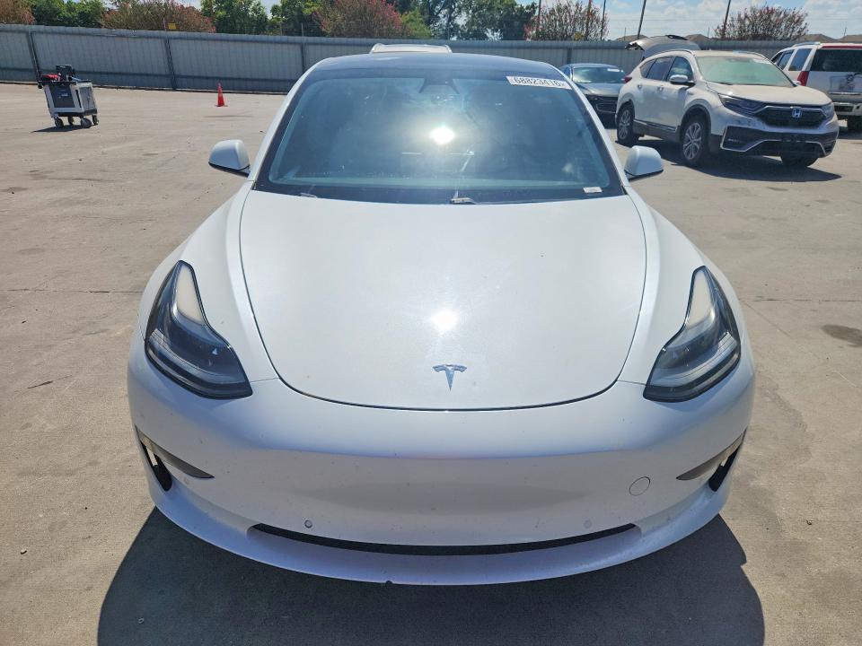 68823416 :رقم المزاد ، 5YJ3E1EA3MF994415 vin ، 2021 Tesla Model 3 مزاد بيع