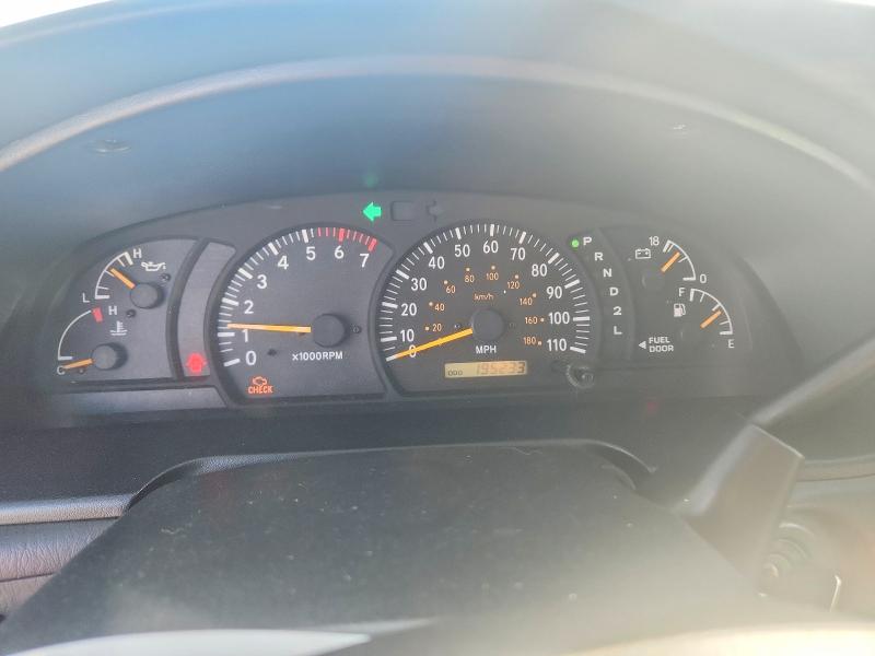 69424626 :رقم المزاد ، 5TBDT441X4S441777 vin ، 2004 Toyota Tundra مزاد بيع