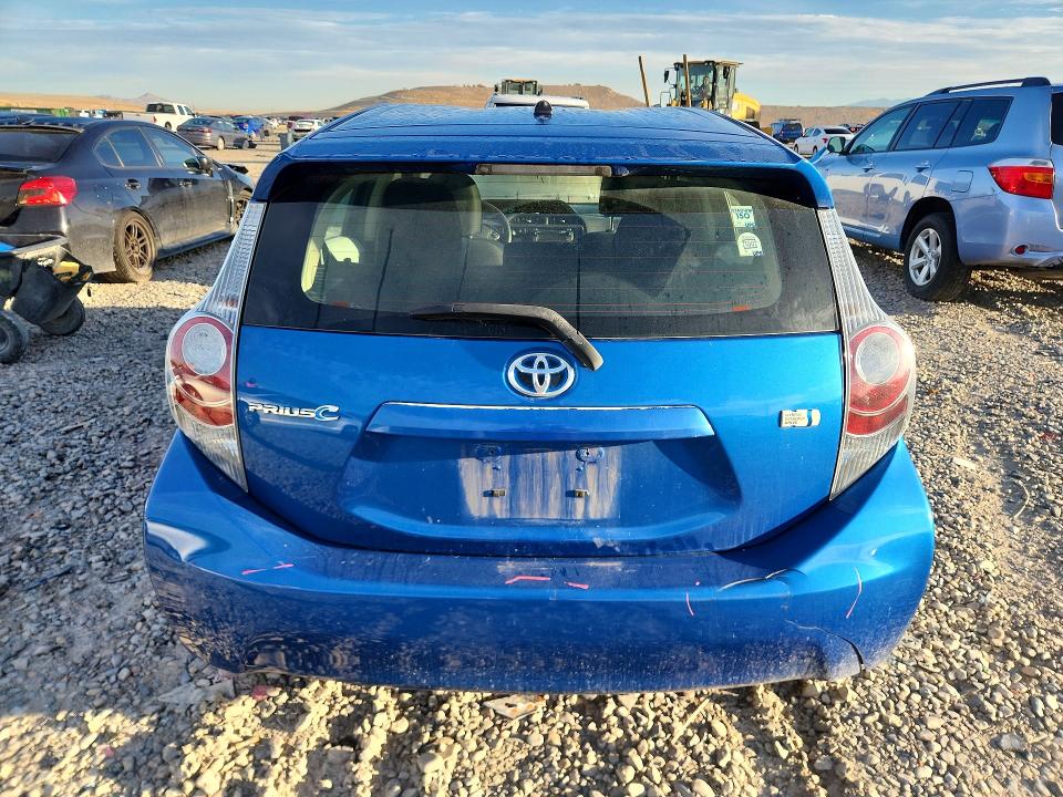 Продажа на аукционе авто 2013 Toyota Prius C, vin: JTDKDTB34D1536519, номер лота: 69578376